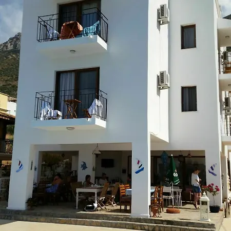 Lavender's Bed & Breakfast 4*